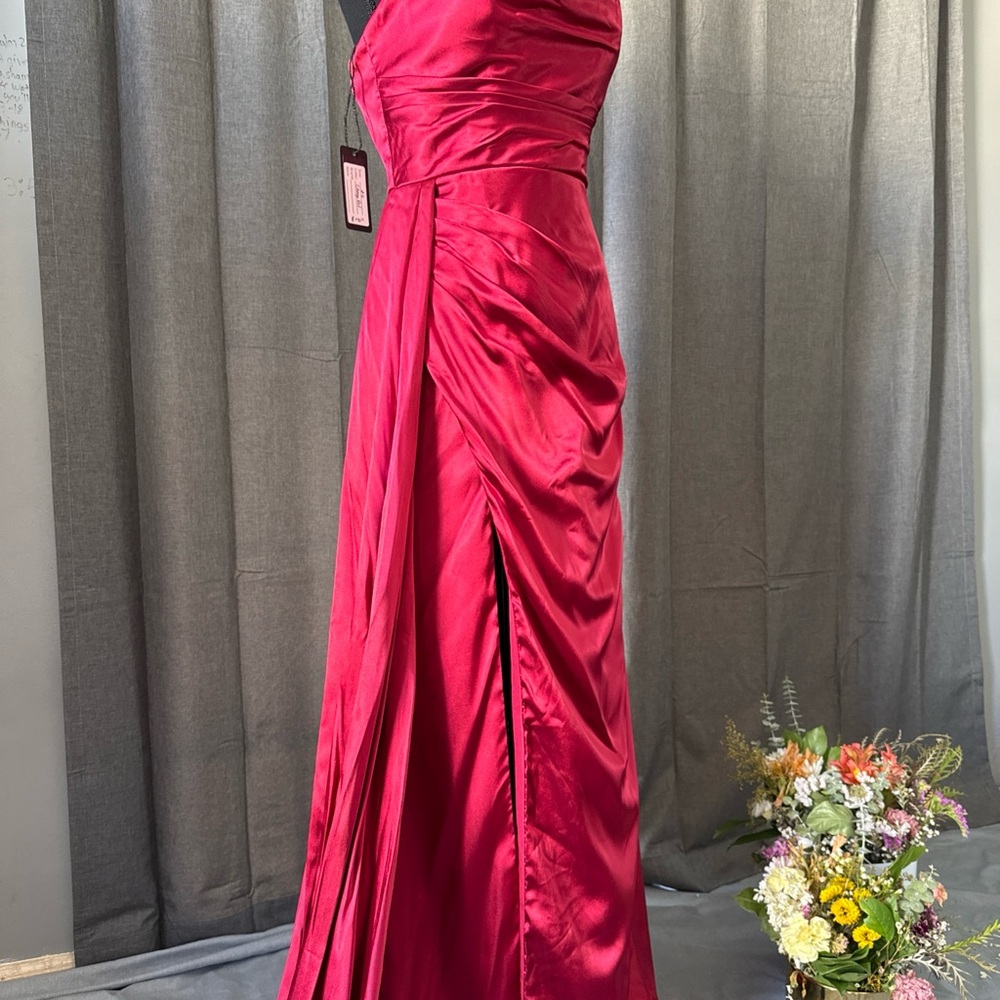 Pink Ruched Off Shoulders Gown for Weddings